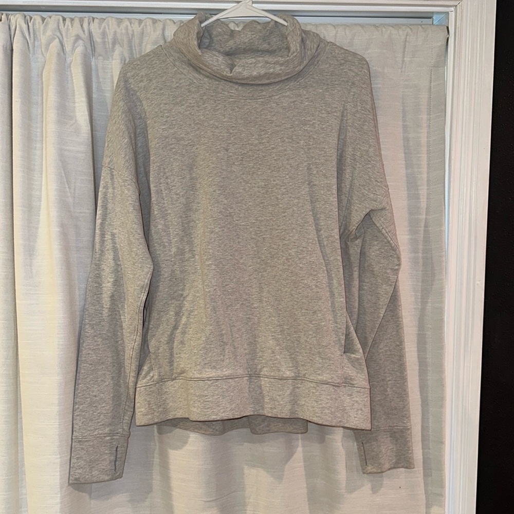 Lululemon sweatshirt